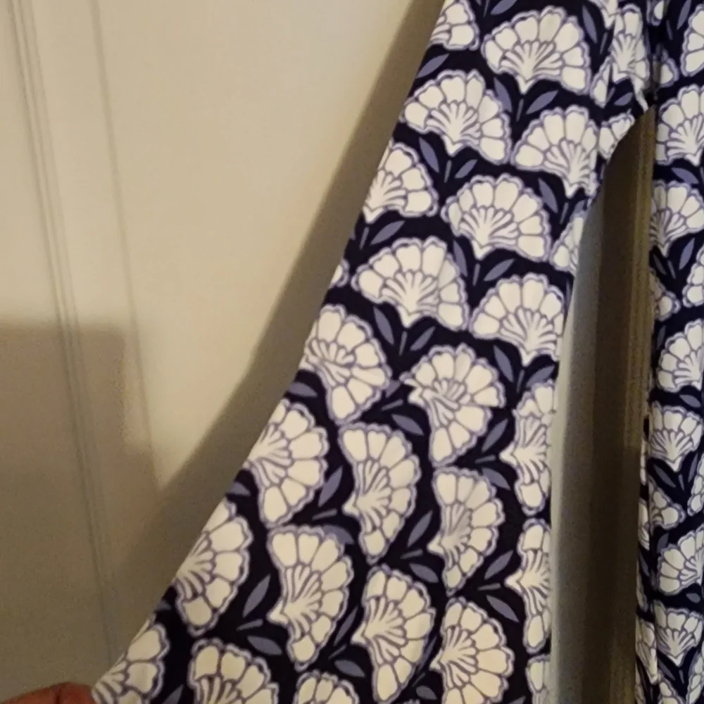DRESS - Picture 3 of 5